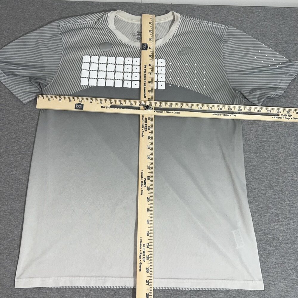 Nike Flyknit Sportswear Ultra Systems Gray Men’s Large Dri Fit - Picture 4 of 7
